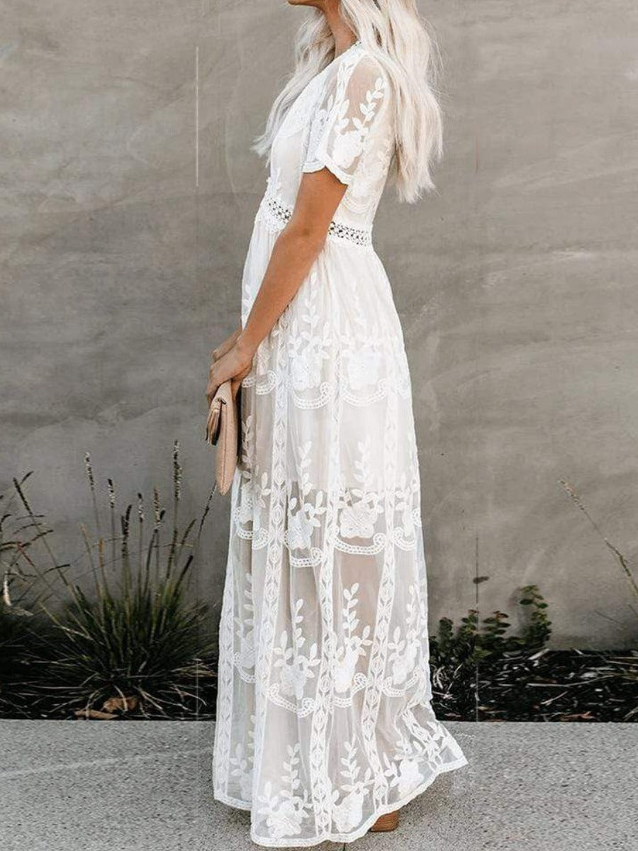 Fleur – Boho Maxi Dress with V-Neck &amp; Lace Detail