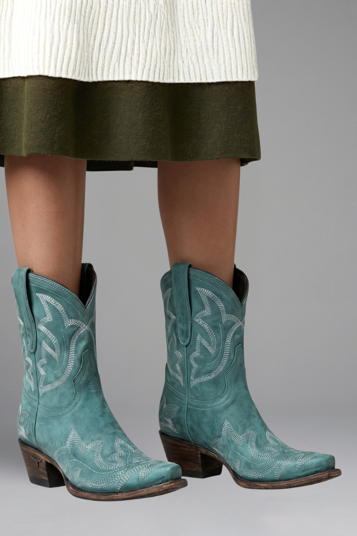 Turquoise embroidered women&