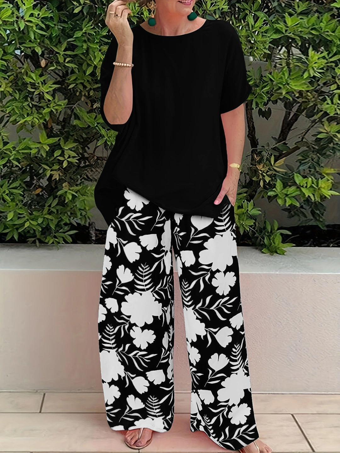 Lorna – Two-Piece Set with Flowy Palazzo Pants