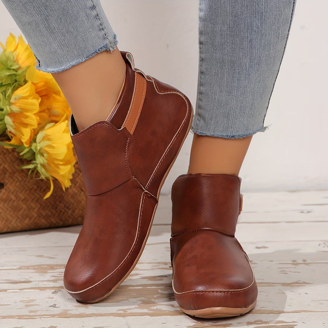 Mamie | Flat Ankle Boots