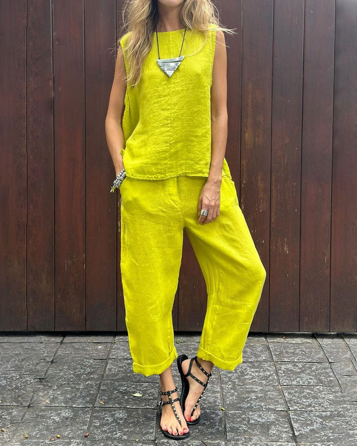Callana – Sleeveless Two-Piece Palazzo Set