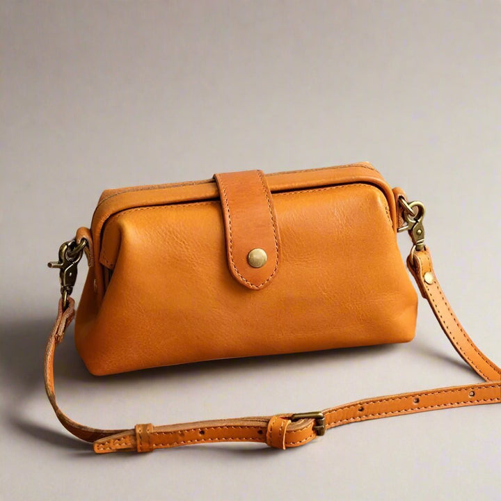Eclipse Charm – Leather Shoulder Bag with Doctor&