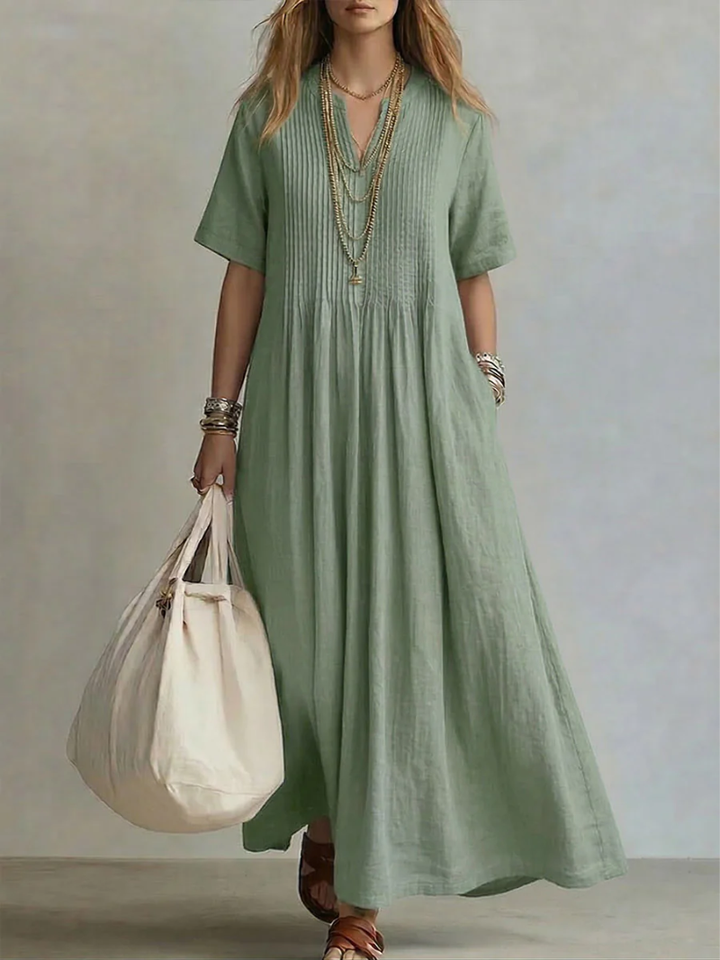 Livia | Pintuck Maxi Ease