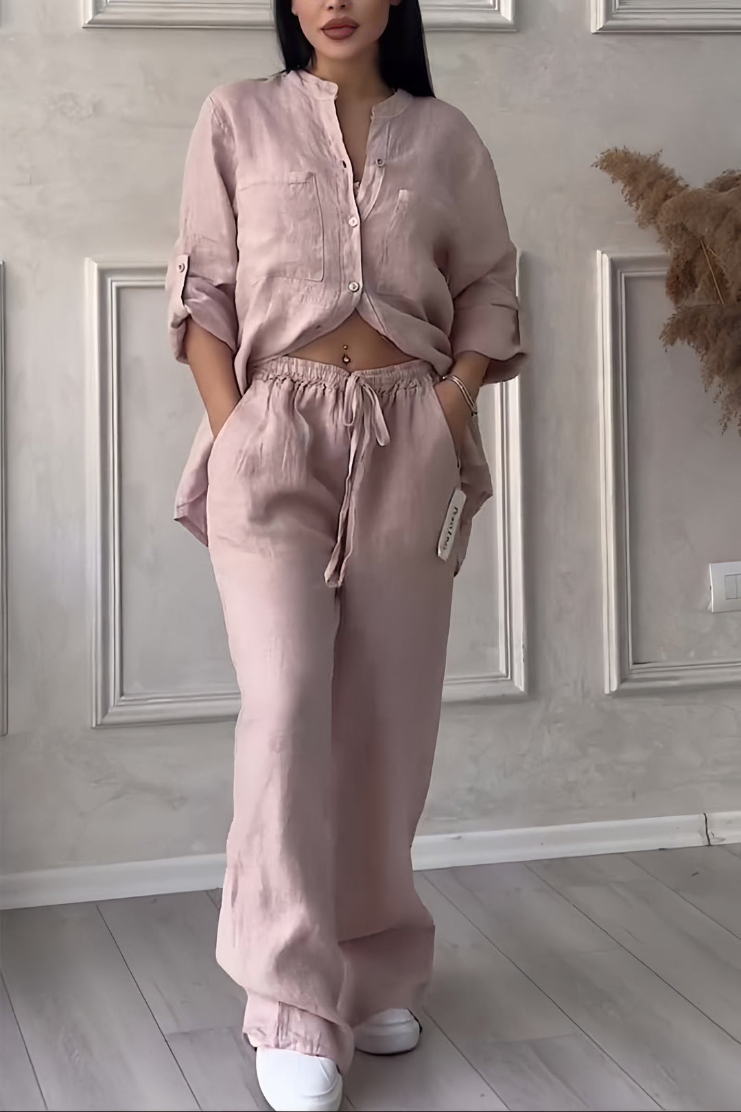 Amma – Two-Piece Set with Wide-Leg Pants
