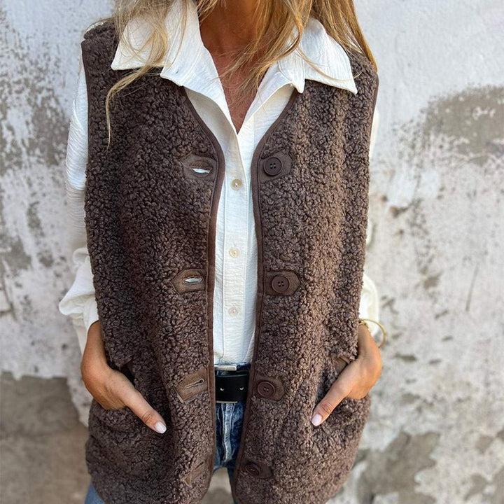 Mika – Sleeveless Button-Front Cardigan