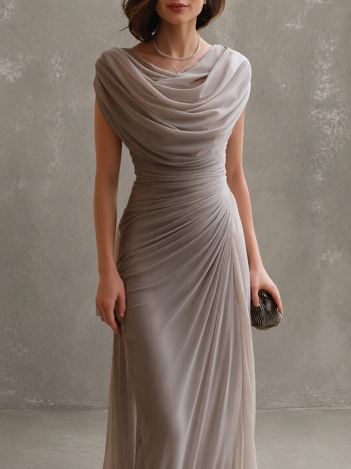 Jilliann | Elegant Flowy Maxi Dress