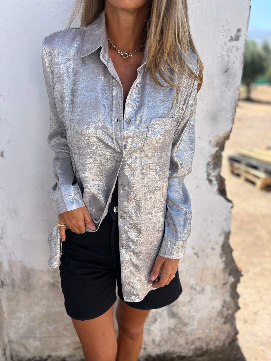 Amaya – Shimmer Button-Up Blouse