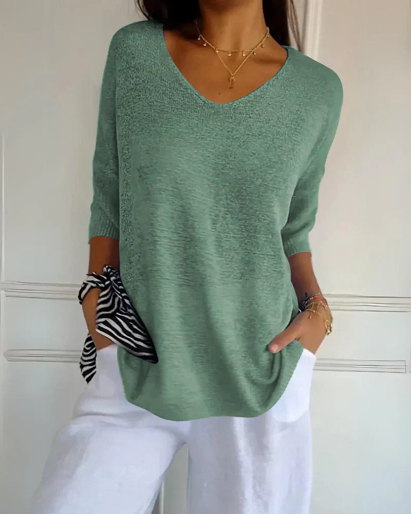 Anila – V-Neck Flowy Top