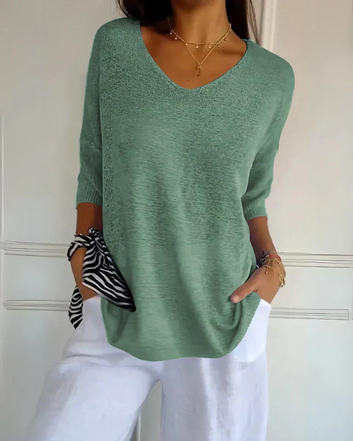 Anila – V-Neck Flowy Top