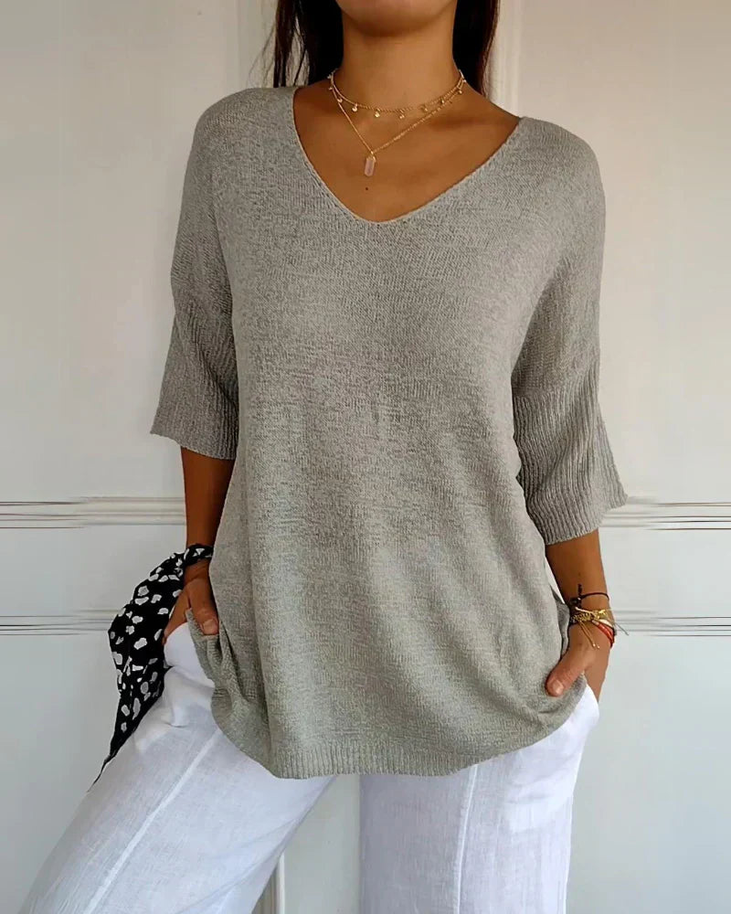 Anila – V-Neck Flowy Top