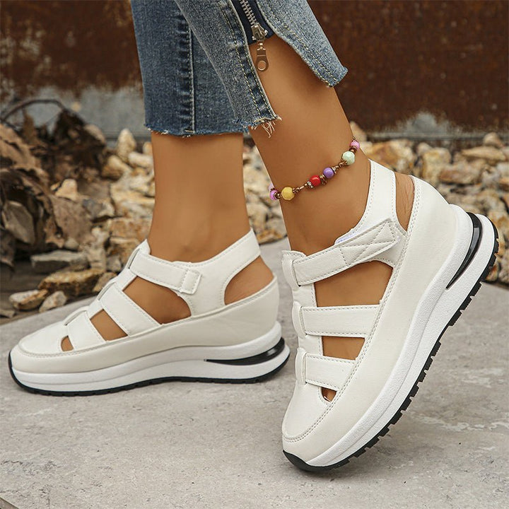 Isadora – Closed-Toe Sneaker Sandals