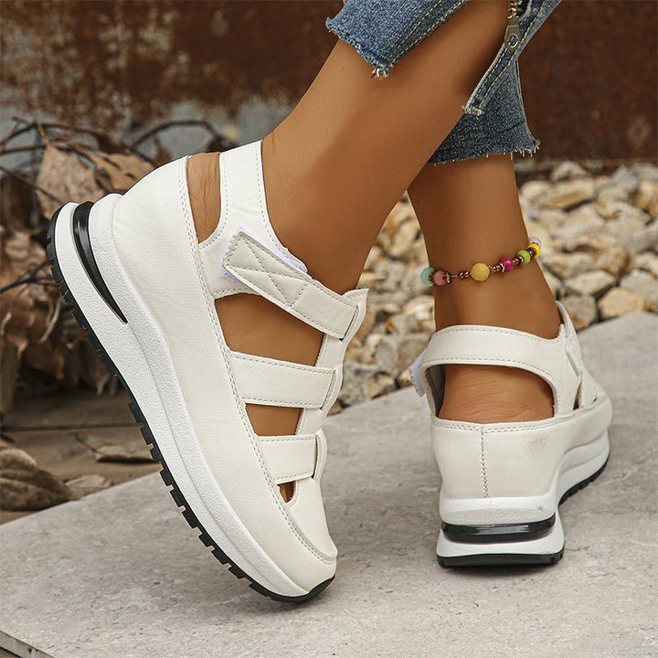 Isadora – Closed-Toe Sneaker Sandals