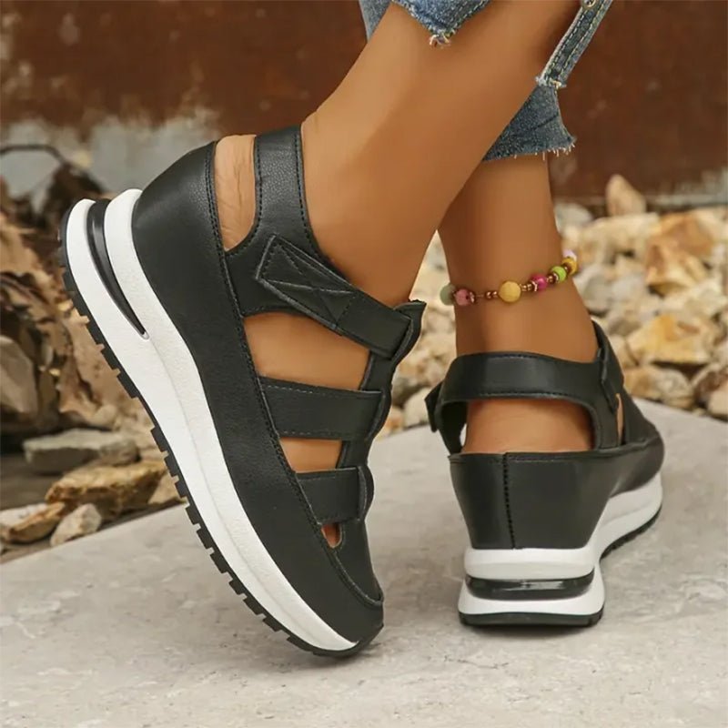 Isadora – Closed-Toe Sneaker Sandals
