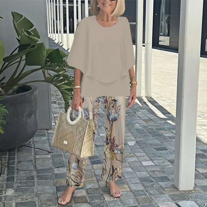 Megan – Printed Lounge Set with Half-Sleeve Top