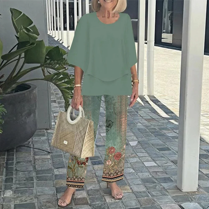 Megan – Printed Lounge Set with Half-Sleeve Top
